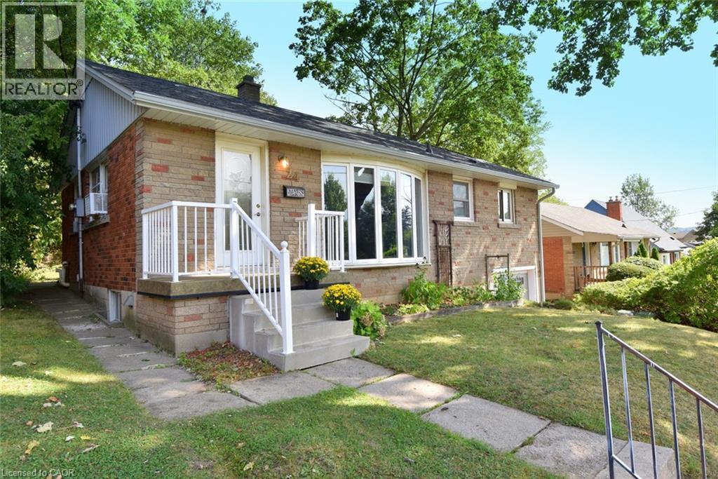 24 Delsey Street Property Photo 3