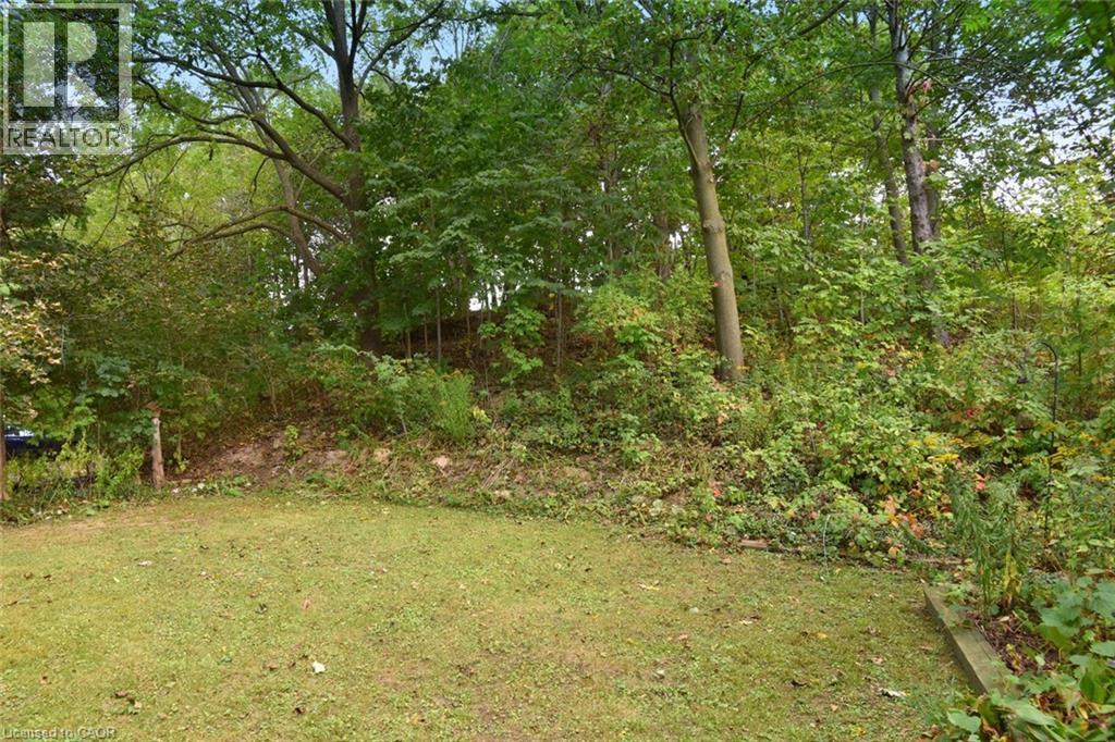 24 Delsey Street Property Photo 44