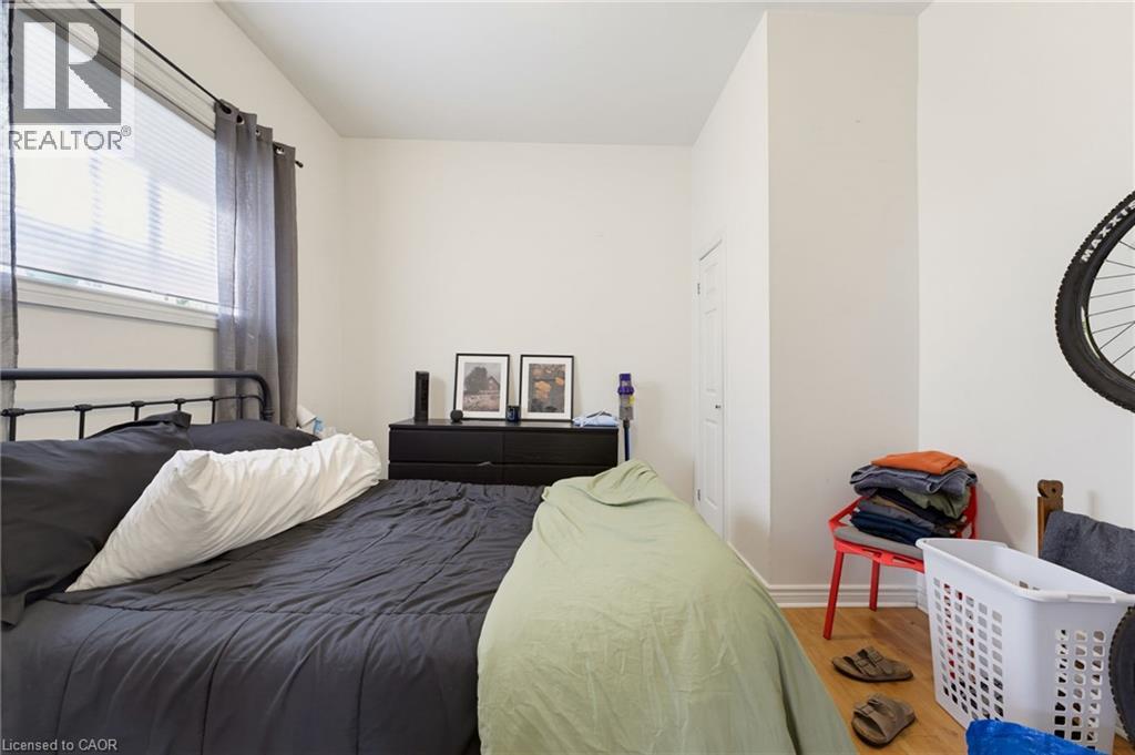 113 Wentworth Street S Property Photo 16