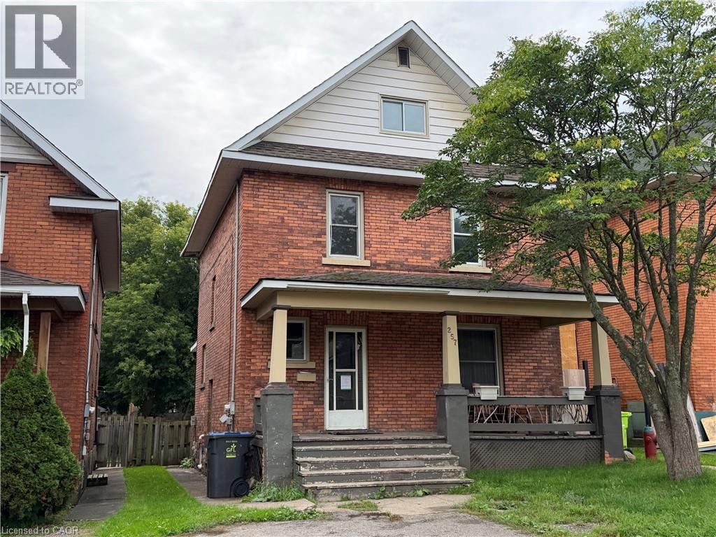 257 Alexandra Street Property Photo 1