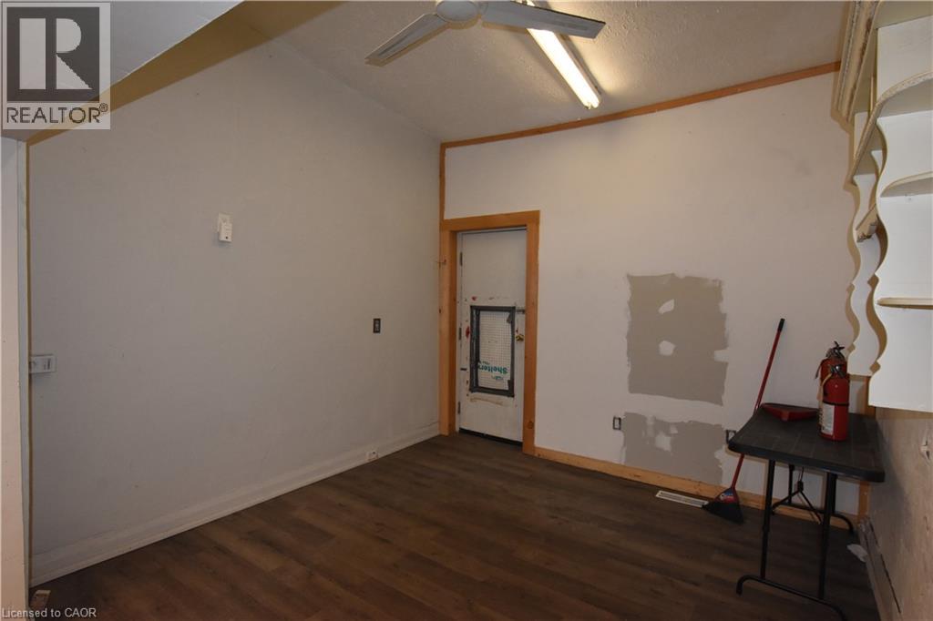 40 & 42 Robinson Street Property Photo 6