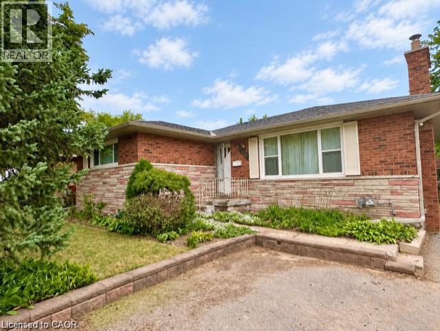 2428 Eileen Drive Property Photo 2