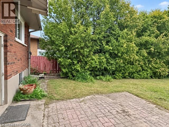 2428 Eileen Drive Property Photo 10