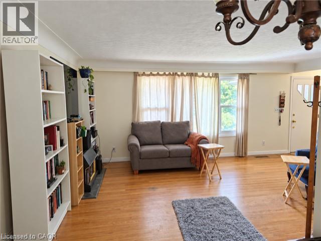 2428 Eileen Drive Property Photo 17