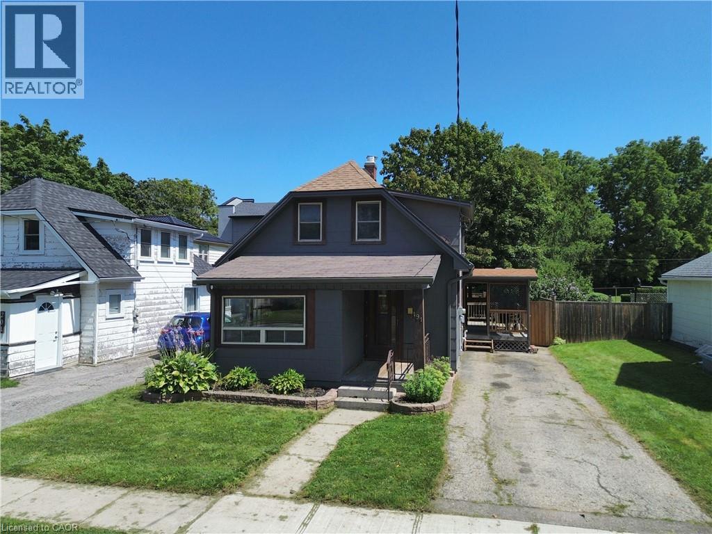 191 QUEEN Street N Property Photo 1