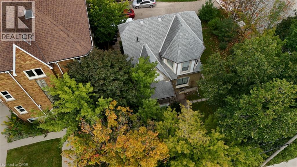 94 Margaret Avenue Property Photo 43