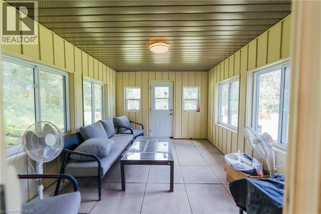 11 Side Road Property Photo 25