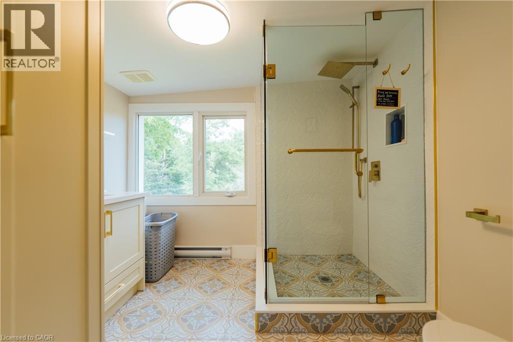 11 Side Road Property Photo 34