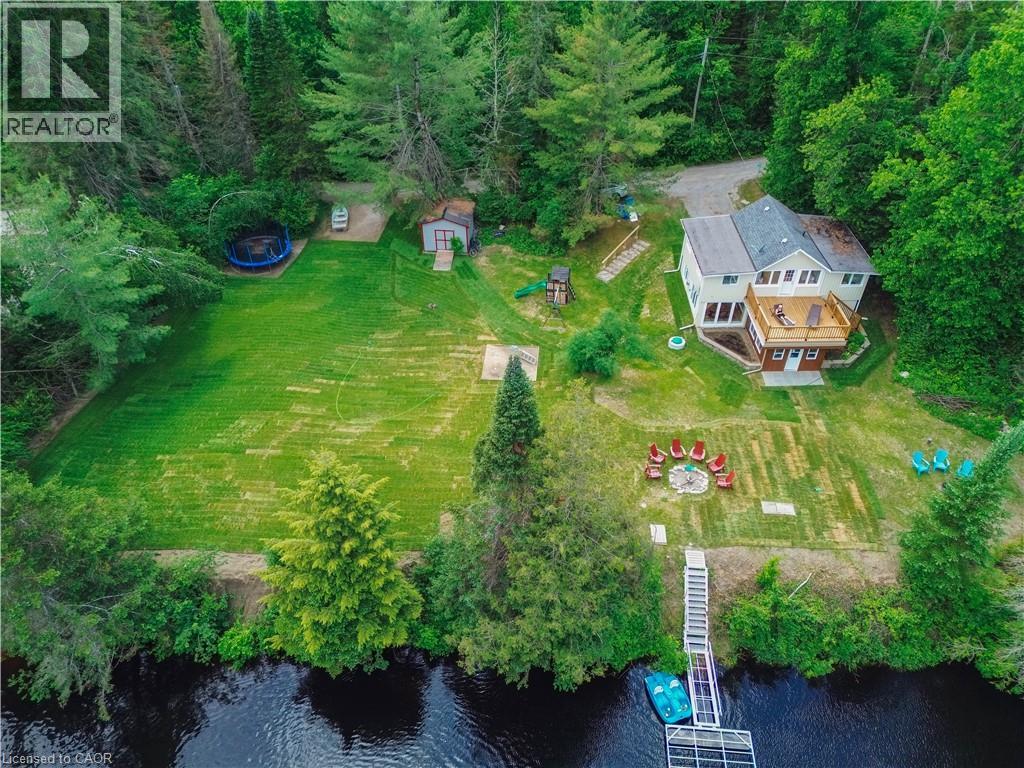 11 Side Road Property Photo 48