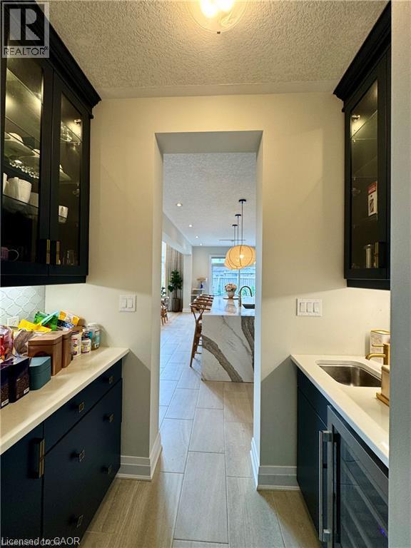 923 Eaglecrest Court Property Photo 11