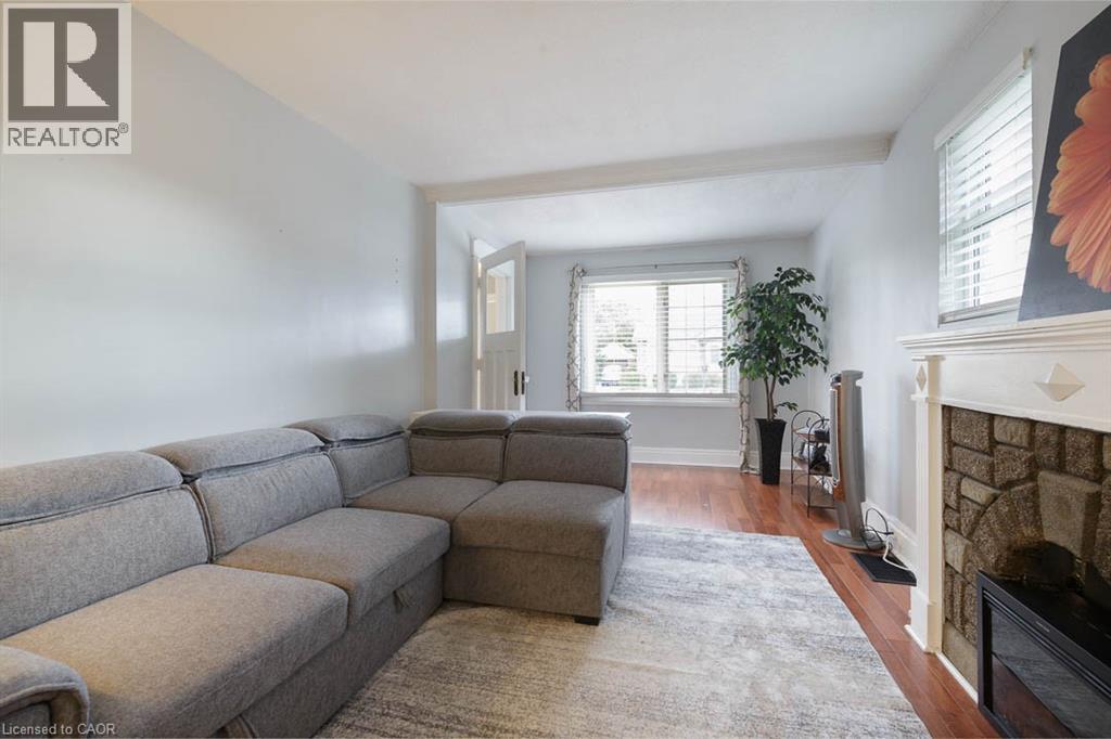 241 Vine Street Property Photo 6