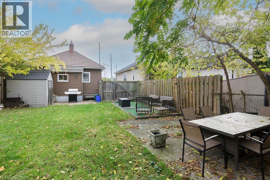 241 Vine Street Property Photo 14