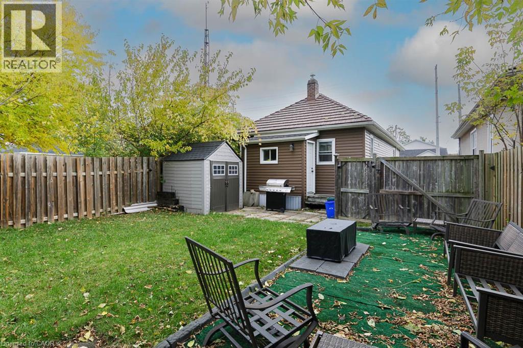 241 Vine Street Property Photo 15