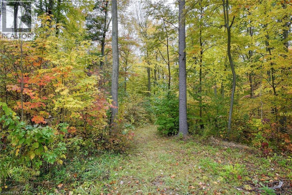 1392 Wrigley Road Property Photo 4