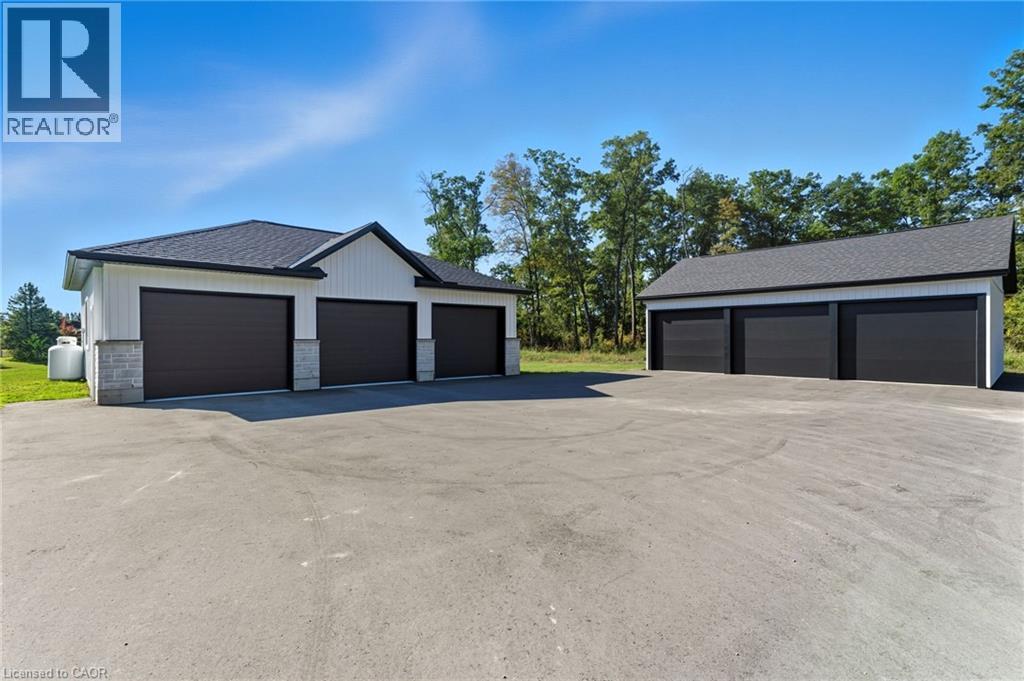 1392 Wrigley Road Property Photo 6