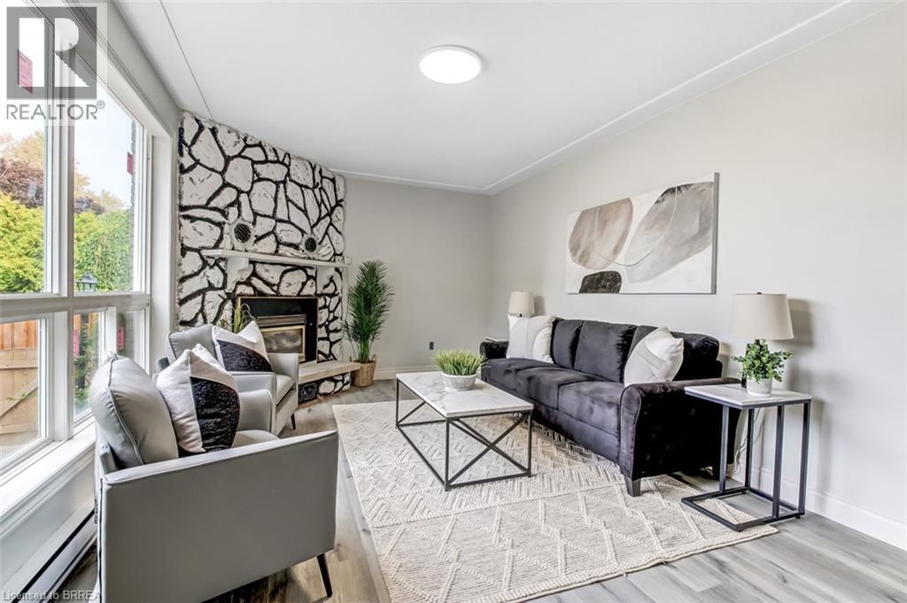 51 Metcalfe Crescent Unit# D Property Photo 4