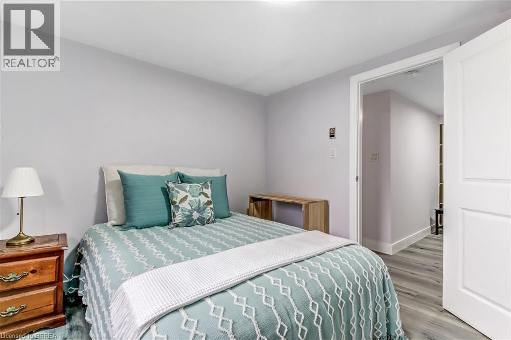 51 Metcalfe Crescent Unit# D Property Photo 10