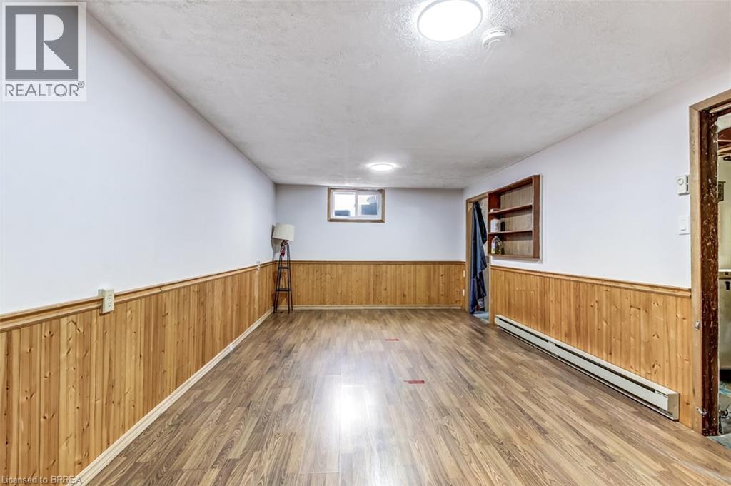 51 Metcalfe Crescent Unit# D Property Photo 14