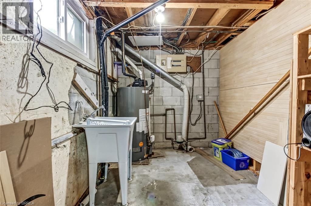51 Metcalfe Crescent Unit# D Property Photo 16
