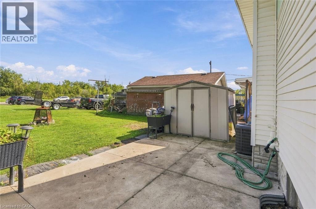 287 Santone Avenue Property Photo 23
