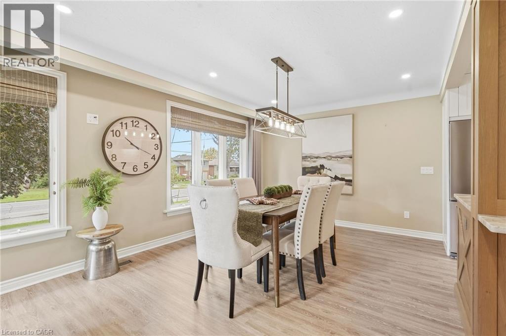 39 Rosemount Avenue Property Photo 12