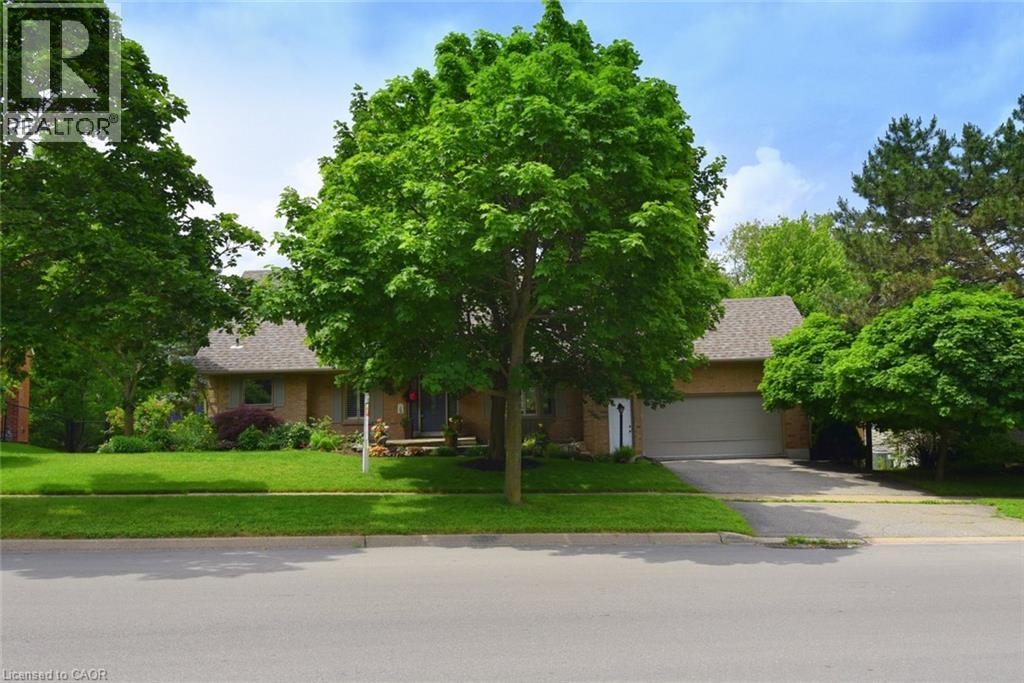 34 Howard Boulevard Property Photo 4