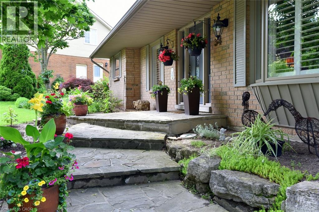 34 Howard Boulevard Property Photo 5