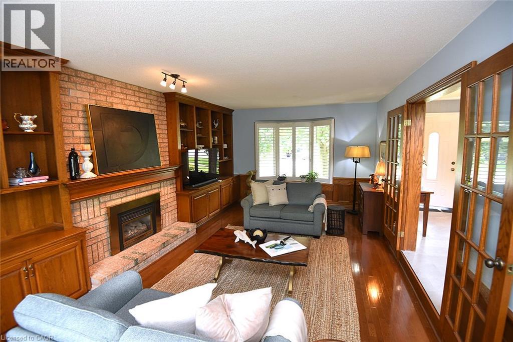 34 Howard Boulevard Property Photo 9
