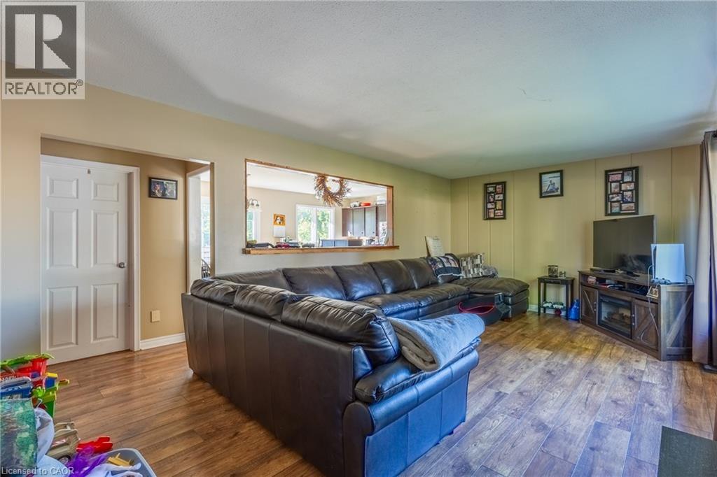 154 First Avenue Property Photo 14