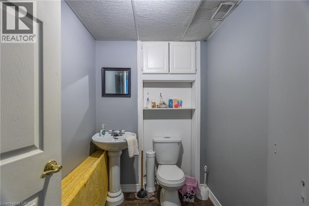 154 First Avenue Property Photo 25
