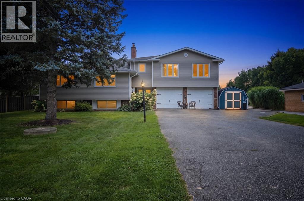 9793 Dickenson Road W Property Photo 1