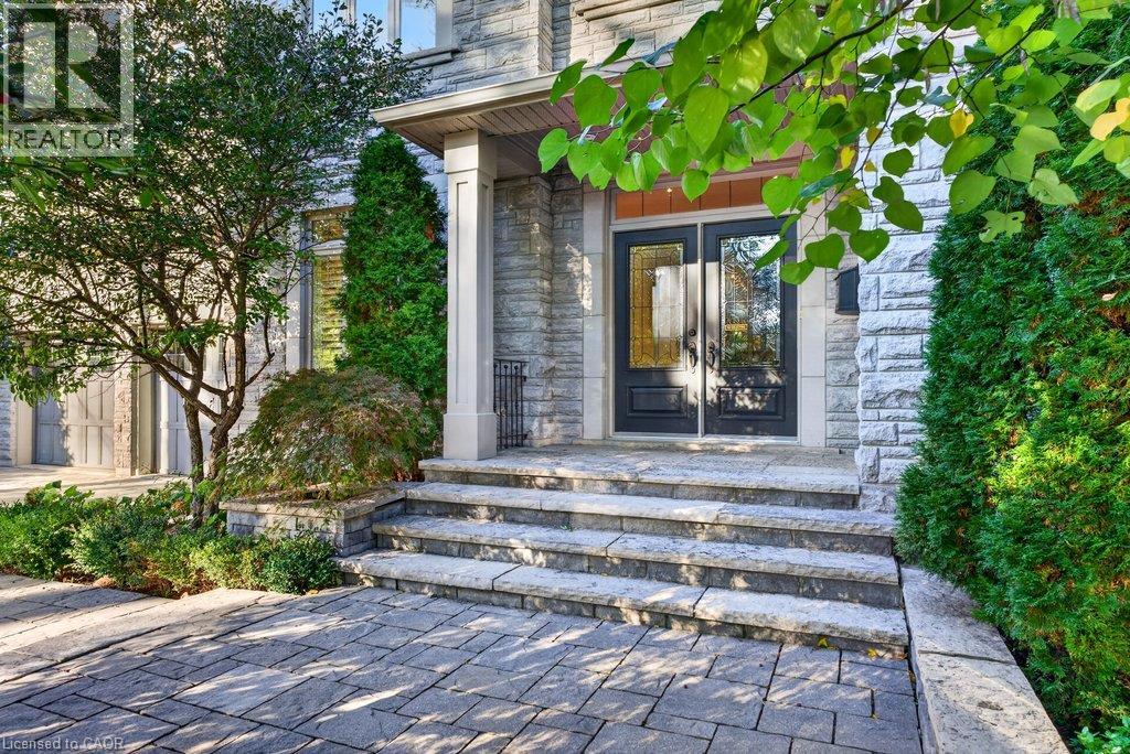 225 Lakeside Avenue Property Photo 3