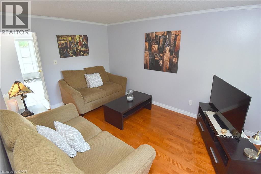 100 Golden Orchard Drive Property Photo 9