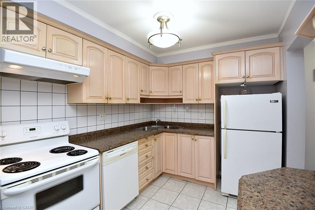 100 Golden Orchard Drive Property Photo 11