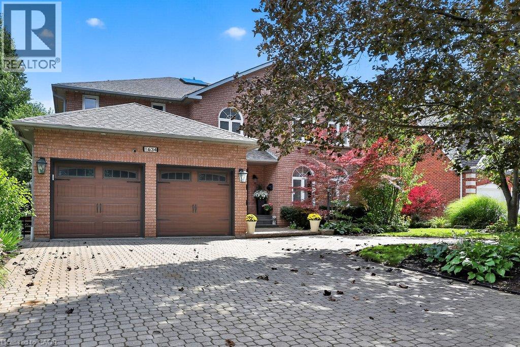 1634 Tipperary Court Property Photo 1