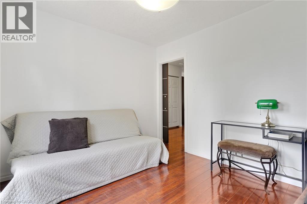 63 Cedarhill Crescent Property Photo 20