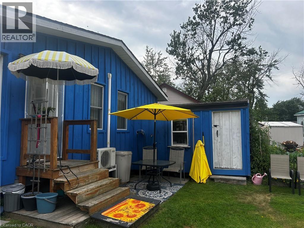 14 Pike Street Property Photo 4