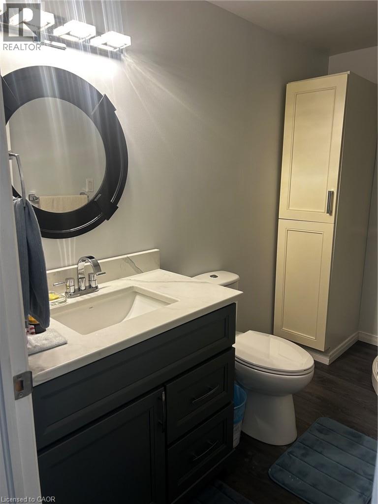 14 Pike Street Property Photo 8