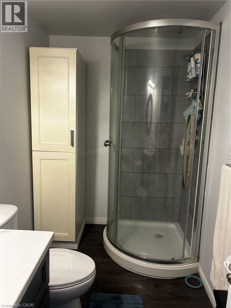 14 Pike Street Property Photo 9
