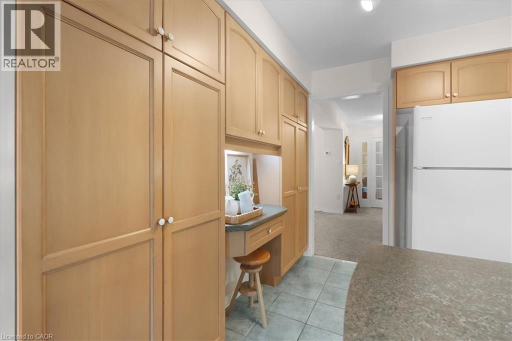 2175 Country Club Drive Unit# 2 Property Photo 12