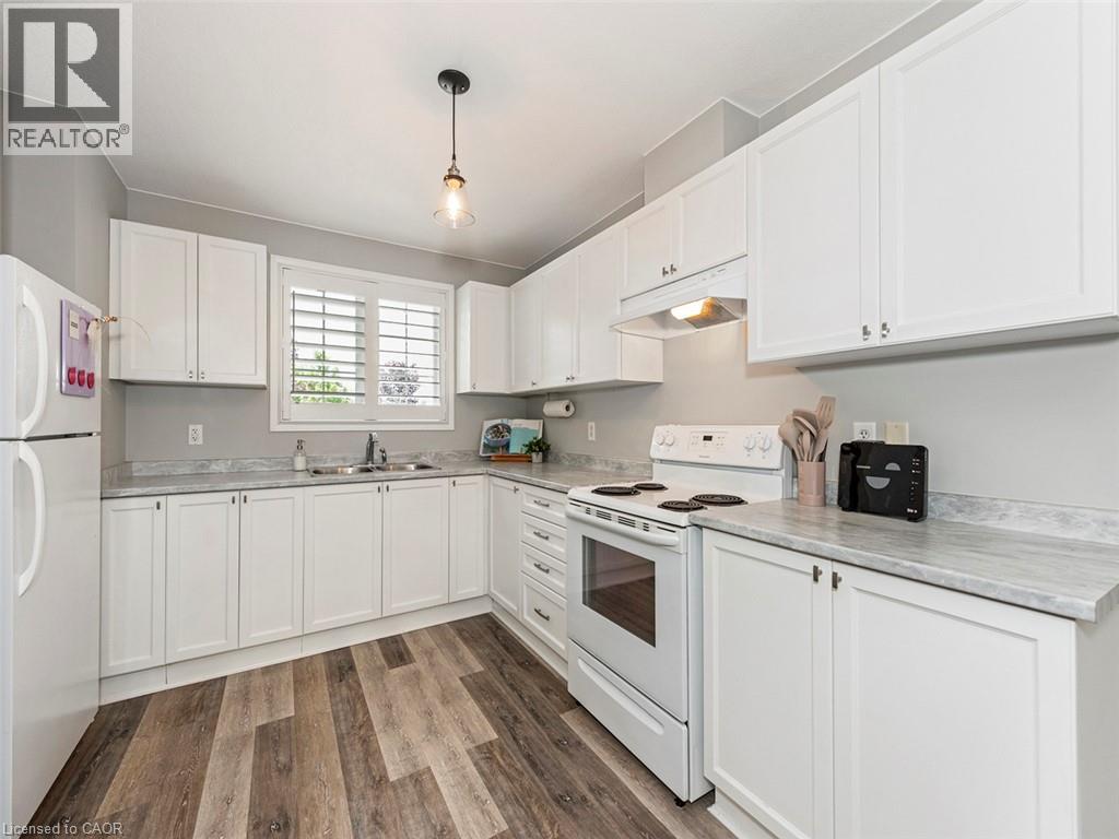 15 Powell Lane Property Photo 11