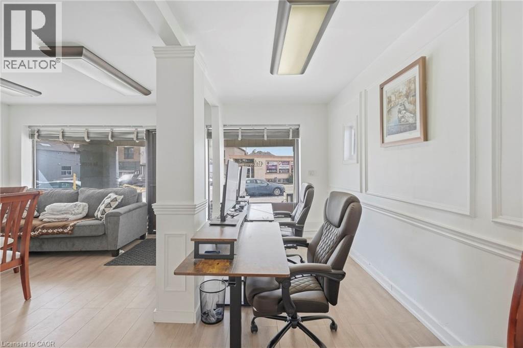 1631 Weston Road Property Photo 4