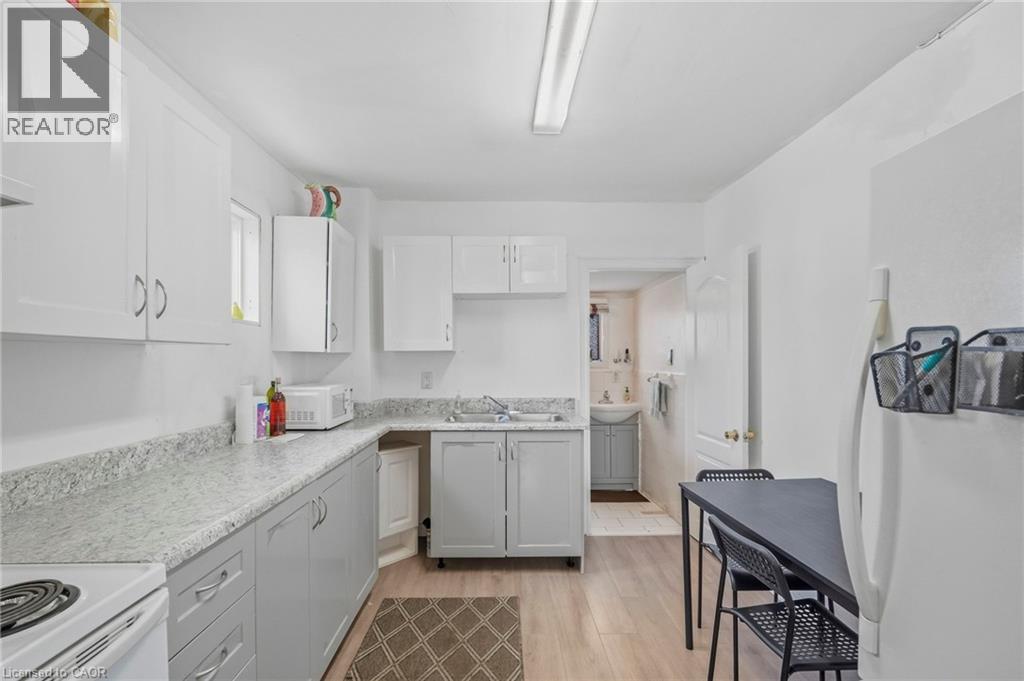 1631 Weston Road Property Photo 6