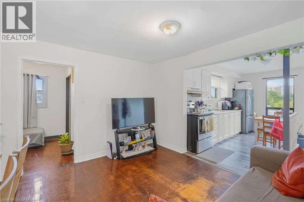 1631 Weston Road Property Photo 10