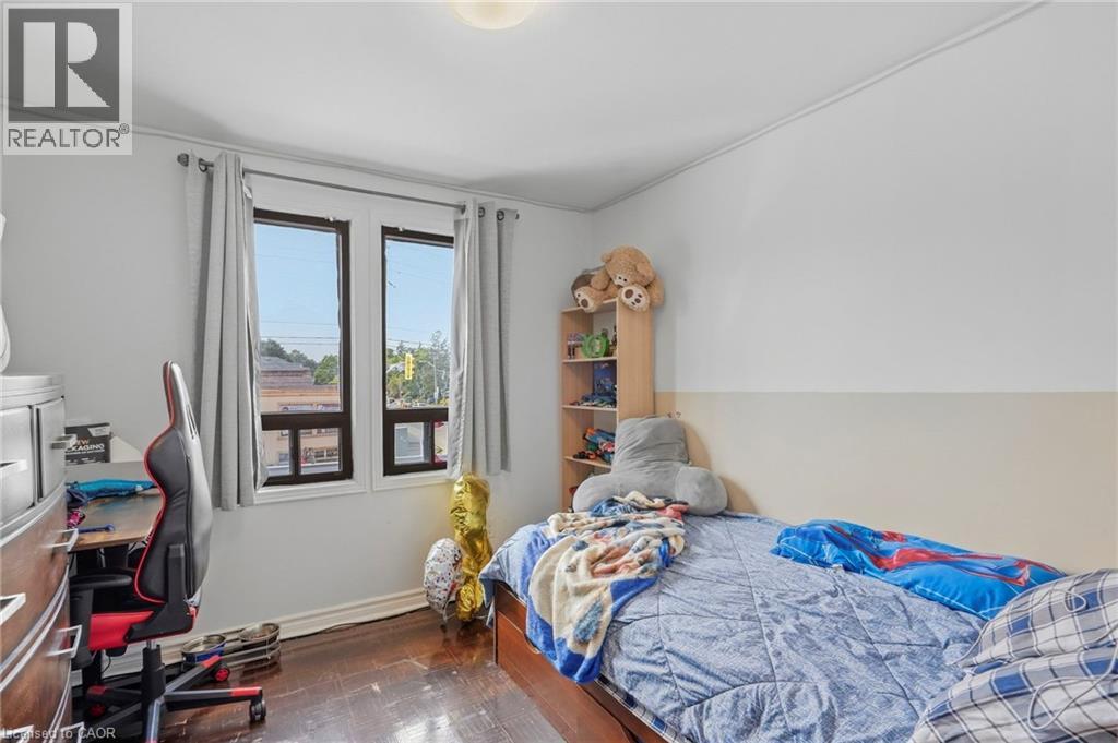 1631 Weston Road Property Photo 14