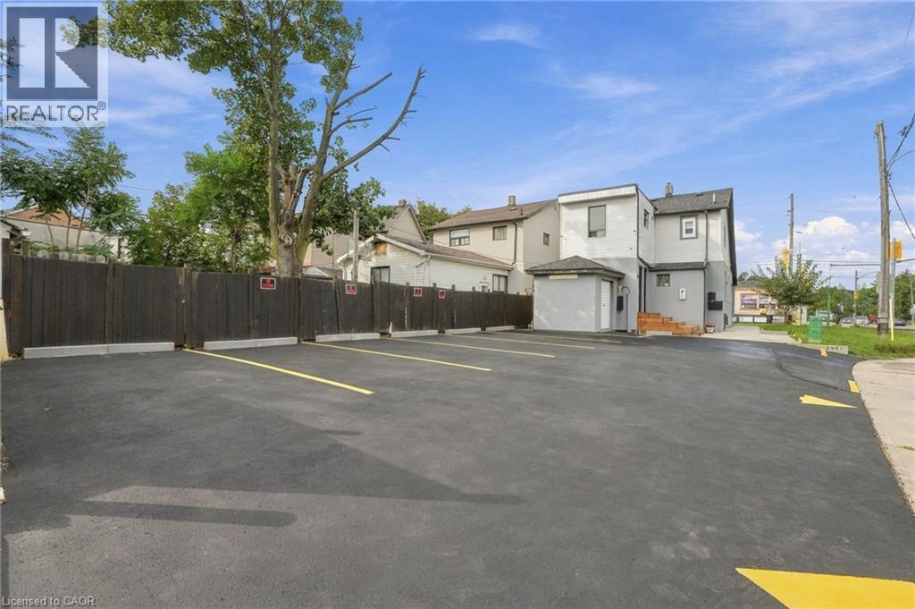 1631 Weston Road Property Photo 17