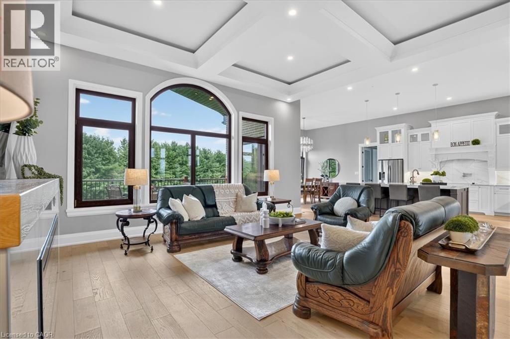 670 Bishopsgate Road Unit# 8 Property Photo 16