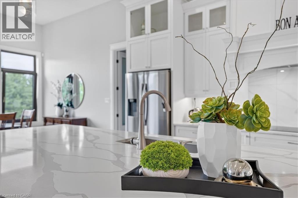 670 Bishopsgate Road Unit# 8 Property Photo 20