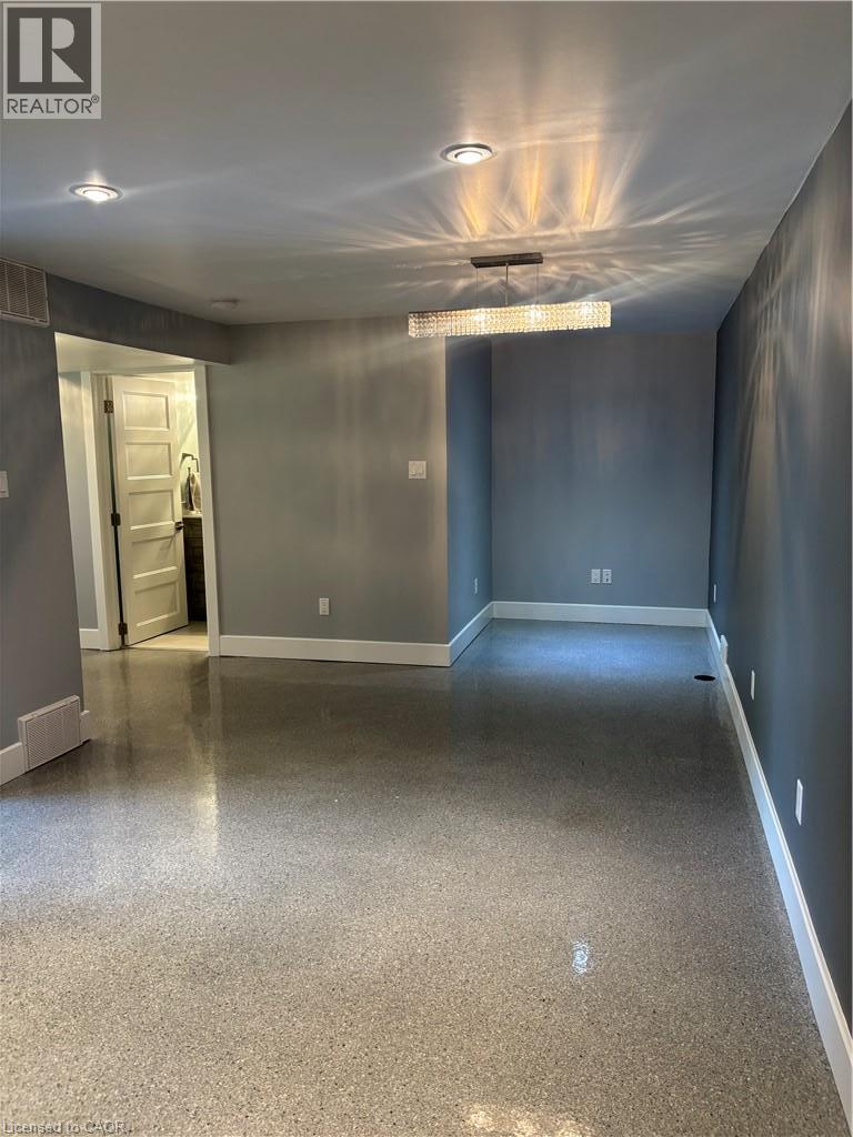 59 Nathaniel Crescent Unit# B Property Photo 11