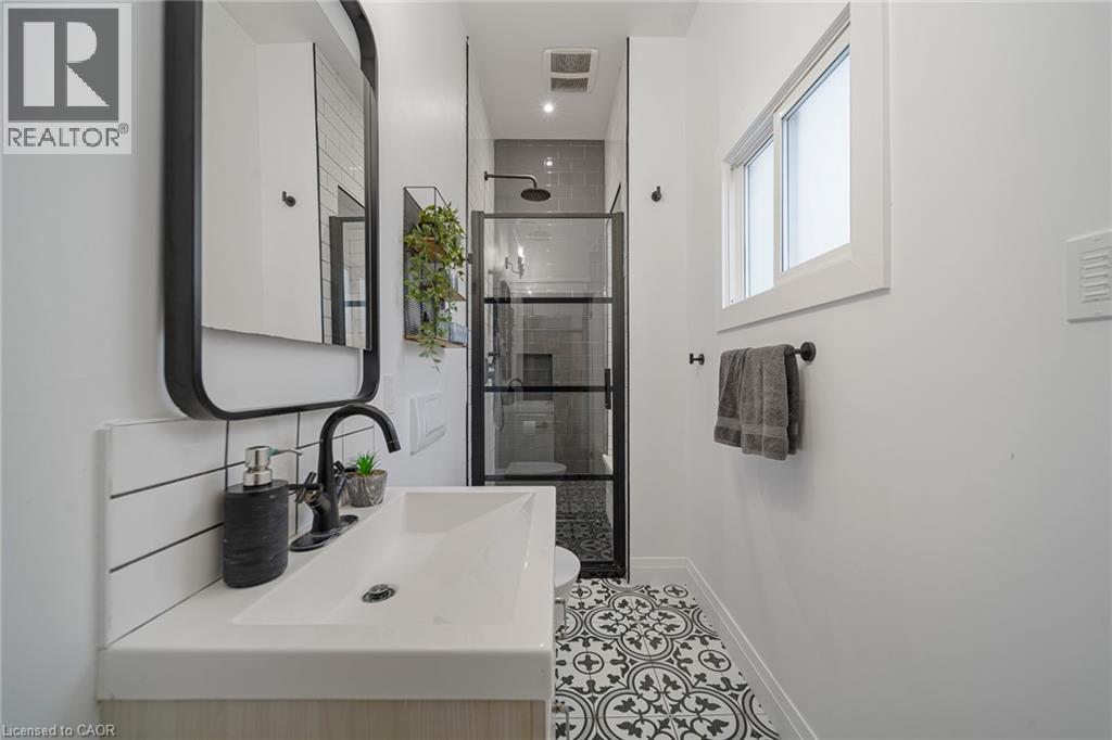 28 Cambridge Street Property Photo 28
